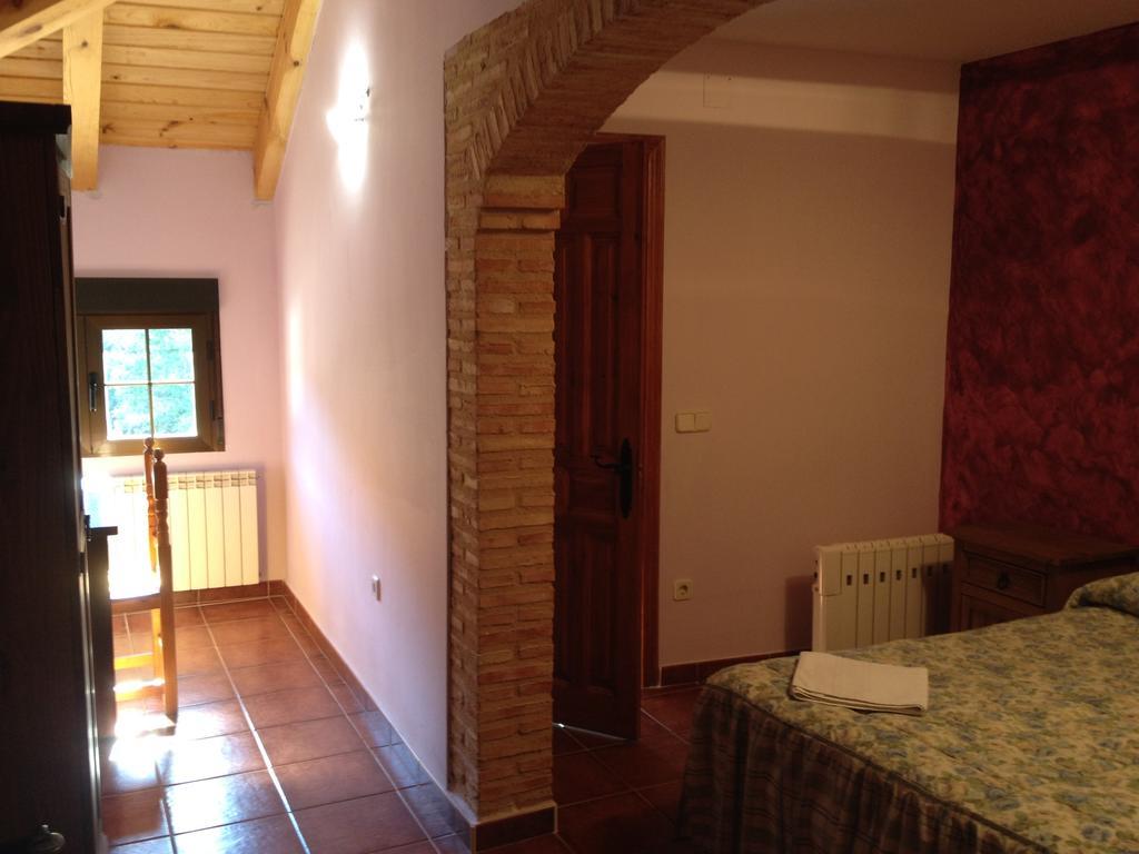 Hospedaje Rural Casa Parri Poveda de la Sierra Pokoj fotografie